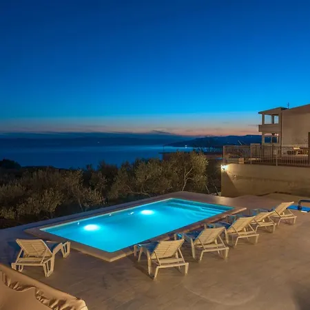 Violeta With Amazing Sea View * Makarska