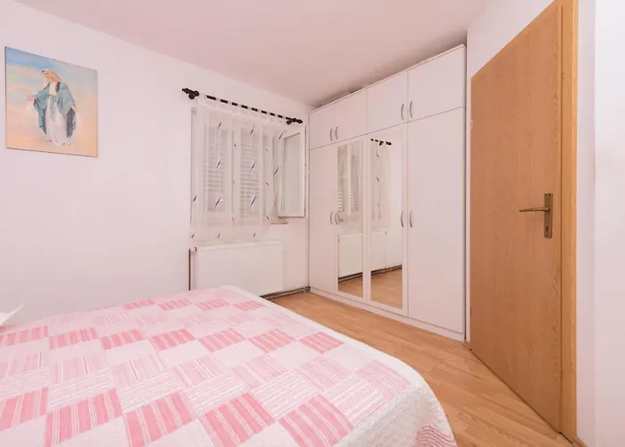 Violeta With Amazing Sea View * Makarska