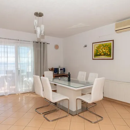 Apartman Violeta With Amazing Sea View