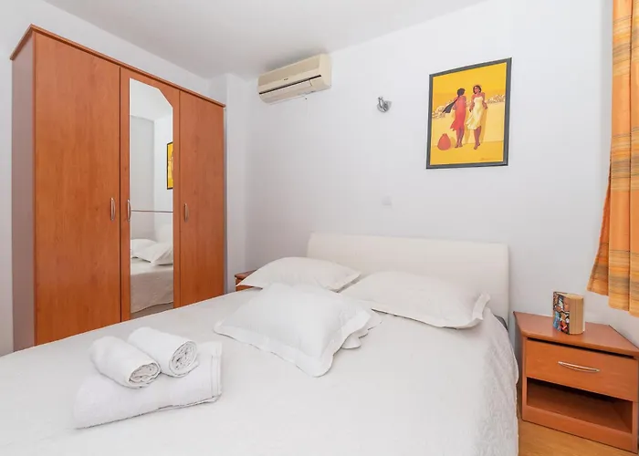 Violeta With Amazing Sea View Apartman *