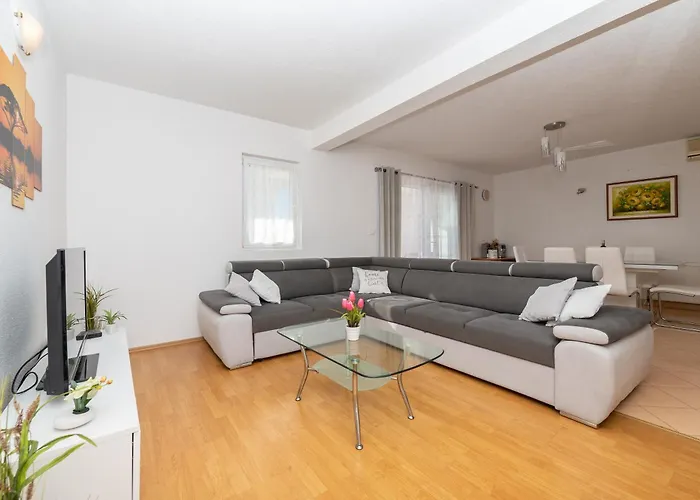 Apartman Violeta With Amazing Sea View Makarska