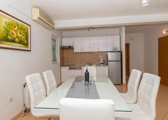 Violeta With Amazing Sea View Apartman Makarska
