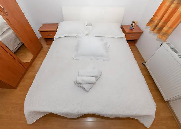 Violeta With Amazing Sea View Apartman *